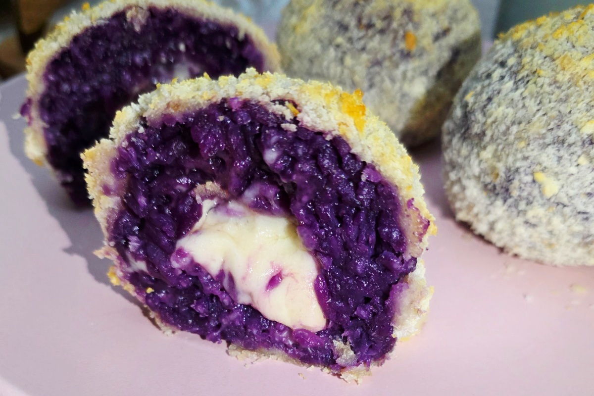 Arancini viola in friggitrice ad aria